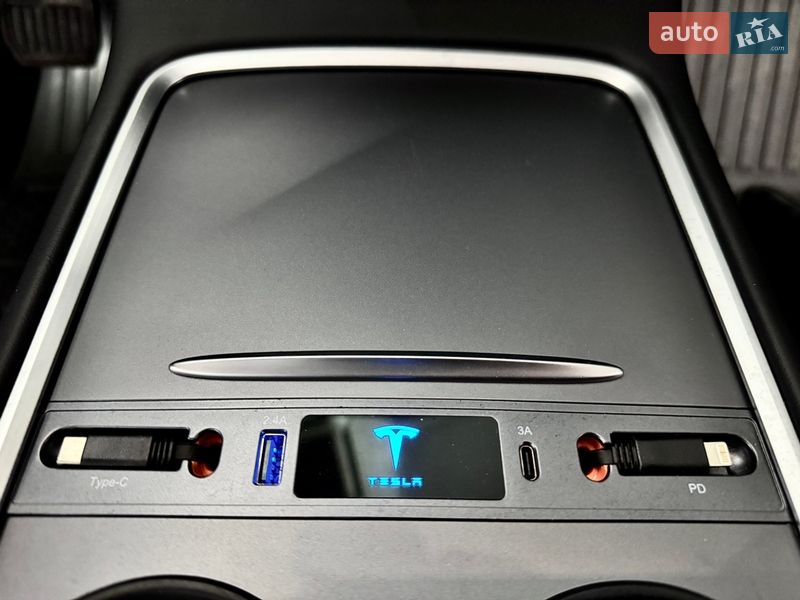 Позашляховик / Кросовер Tesla Model Y 2023 в Миколаєві