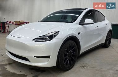 Внедорожник / Кроссовер Tesla Model Y 2021 в Киеве