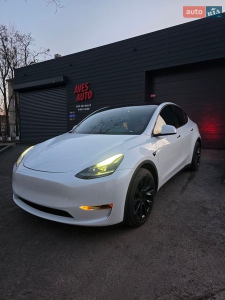 Tesla Model Y 2021 Tesla Model Y 2021