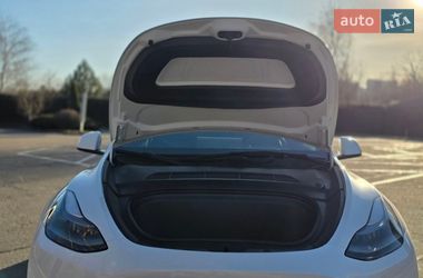 Внедорожник / Кроссовер Tesla Model Y 2023 в Днепре