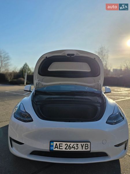 Внедорожник / Кроссовер Tesla Model Y 2023 в Днепре