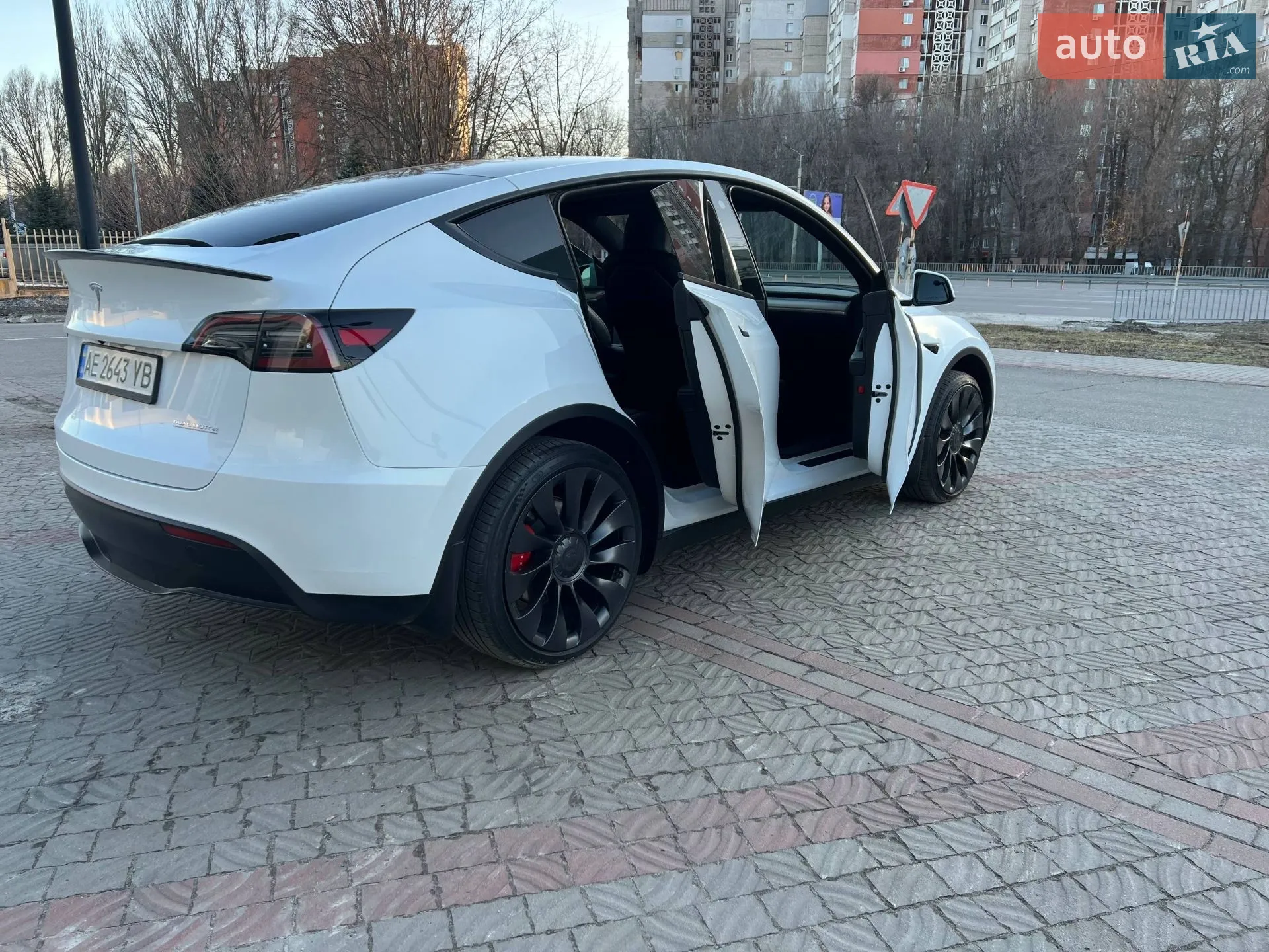 2023 Tesla Model Y - мініатюра 42
