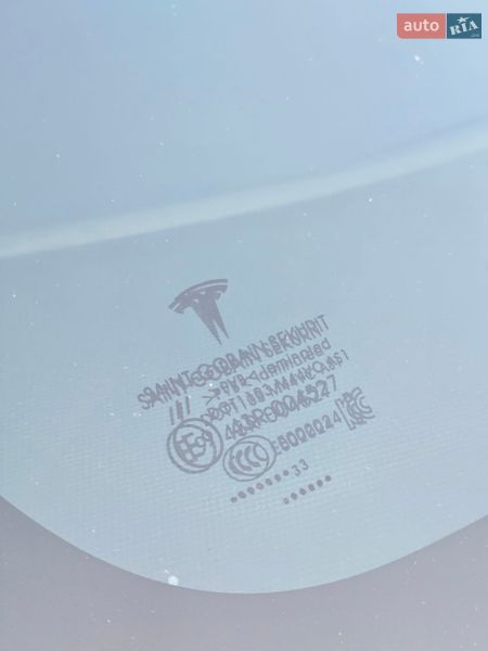 Внедорожник / Кроссовер Tesla Model Y 2023 в Днепре