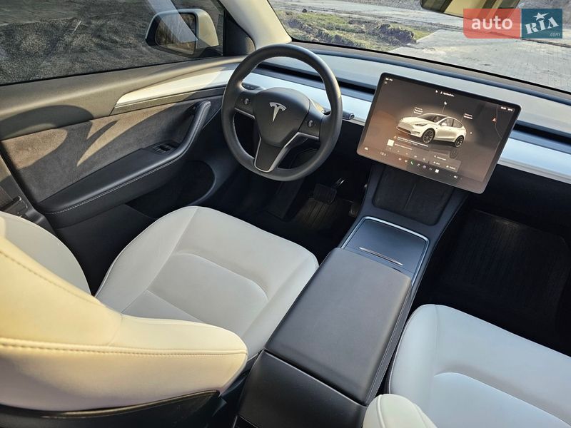 Внедорожник / Кроссовер Tesla Model Y 2023 в Днепре