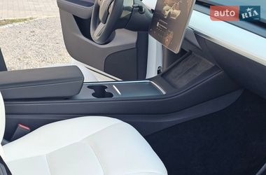 Внедорожник / Кроссовер Tesla Model Y 2023 в Днепре