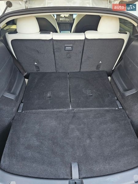 Внедорожник / Кроссовер Tesla Model Y 2023 в Днепре