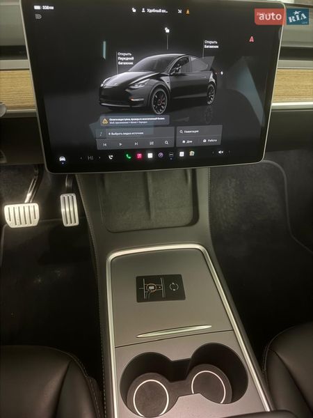 Внедорожник / Кроссовер Tesla Model Y 2024 в Киеве