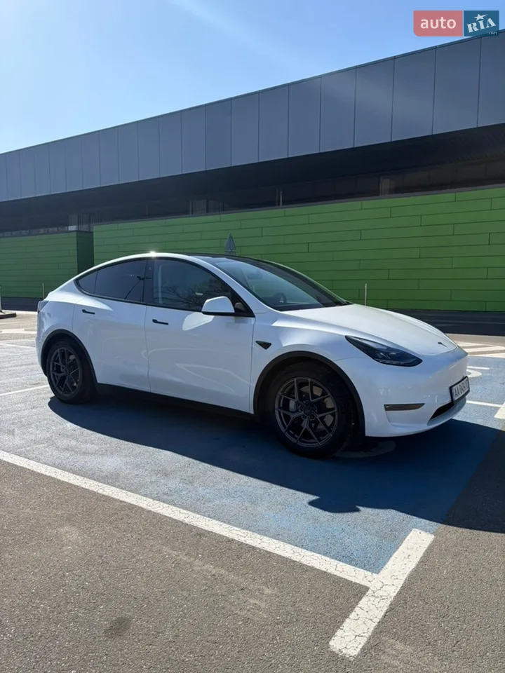 2022 Tesla Model Y - мініатюра 17