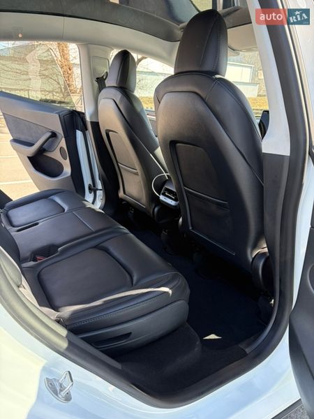 Внедорожник / Кроссовер Tesla Model Y 2022 в Киеве фото 12 Внедорожник / Кроссовер Tesla Model Y 2022 в Киеве