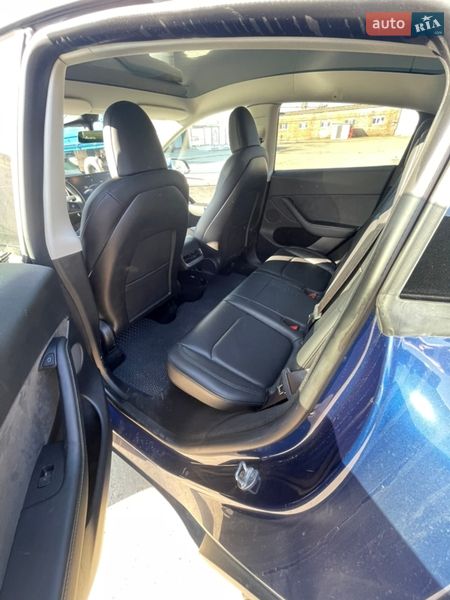 Внедорожник / Кроссовер Tesla Model Y 2022 в Львове