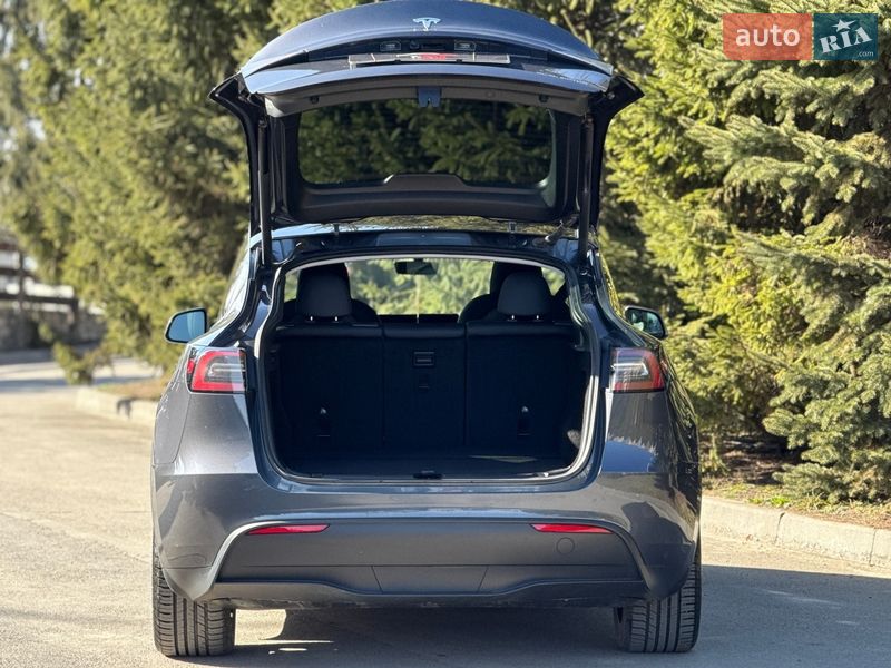 Внедорожник / Кроссовер Tesla Model Y 2023 в Тернополе