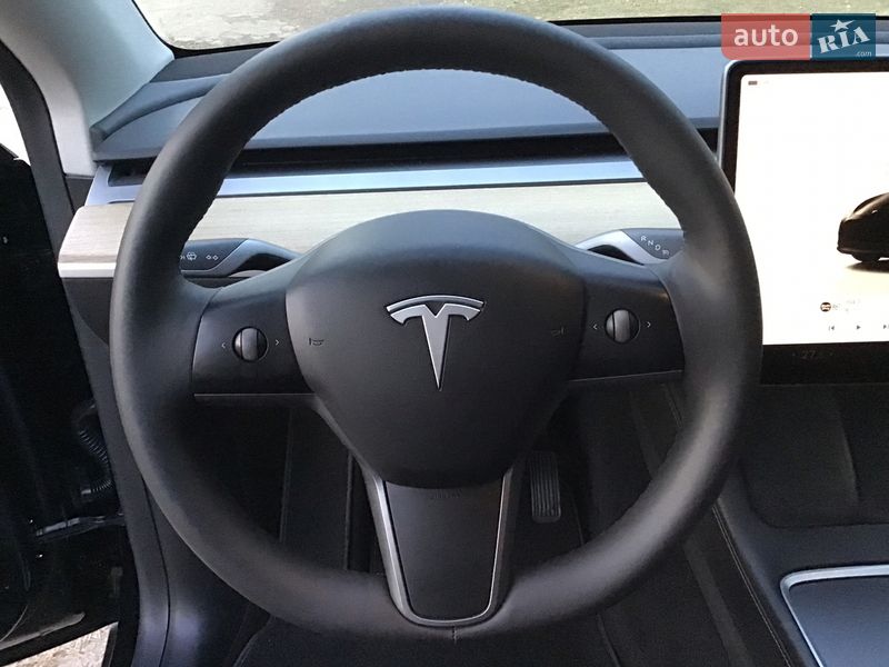 Внедорожник / Кроссовер Tesla Model Y 2022 в Чернигове