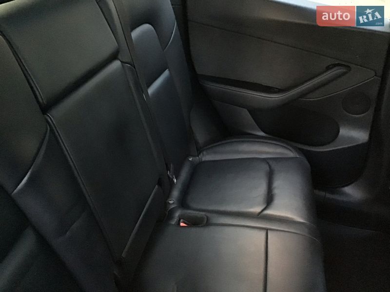 Внедорожник / Кроссовер Tesla Model Y 2022 в Чернигове