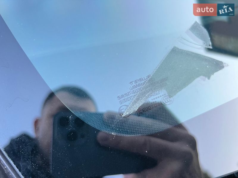 Внедорожник / Кроссовер Tesla Model Y 2023 в Ровно