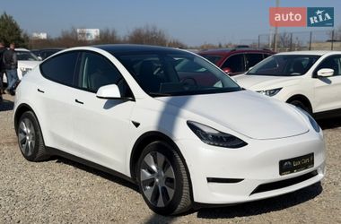 Позашляховик / Кросовер Tesla Model Y 2022 в Івано-Франківську