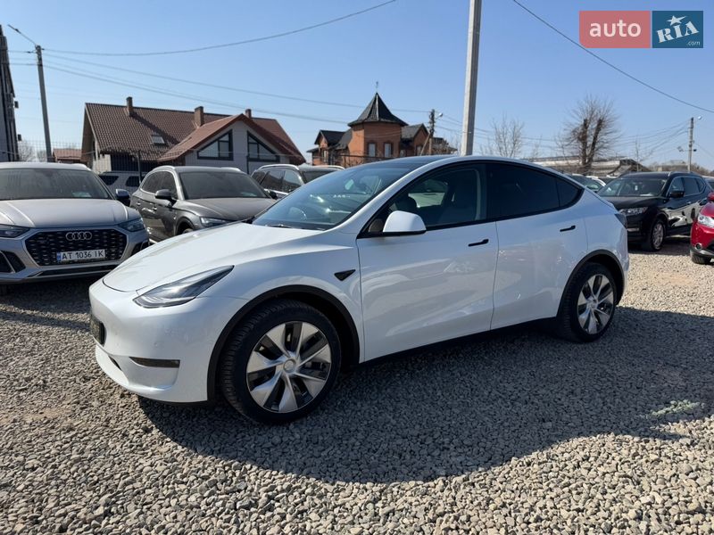 Позашляховик / Кросовер Tesla Model Y 2022 в Івано-Франківську фото 11 Позашляховик / Кросовер Tesla Model Y 2022 в Івано-Франківську