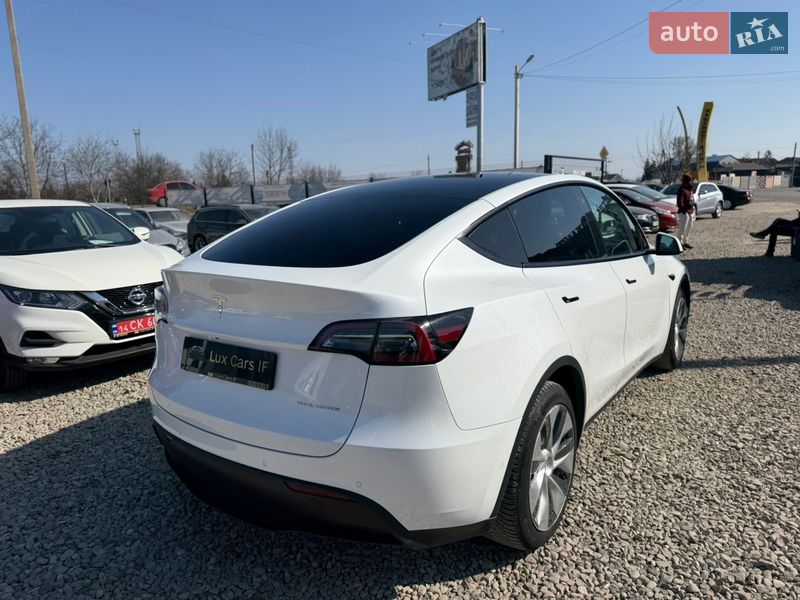 Позашляховик / Кросовер Tesla Model Y 2022 в Івано-Франківську фото 16 Позашляховик / Кросовер Tesla Model Y 2022 в Івано-Франківську