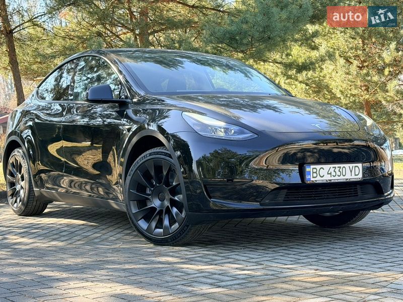 Внедорожник / Кроссовер Tesla Model Y 2024 в Дрогобыче