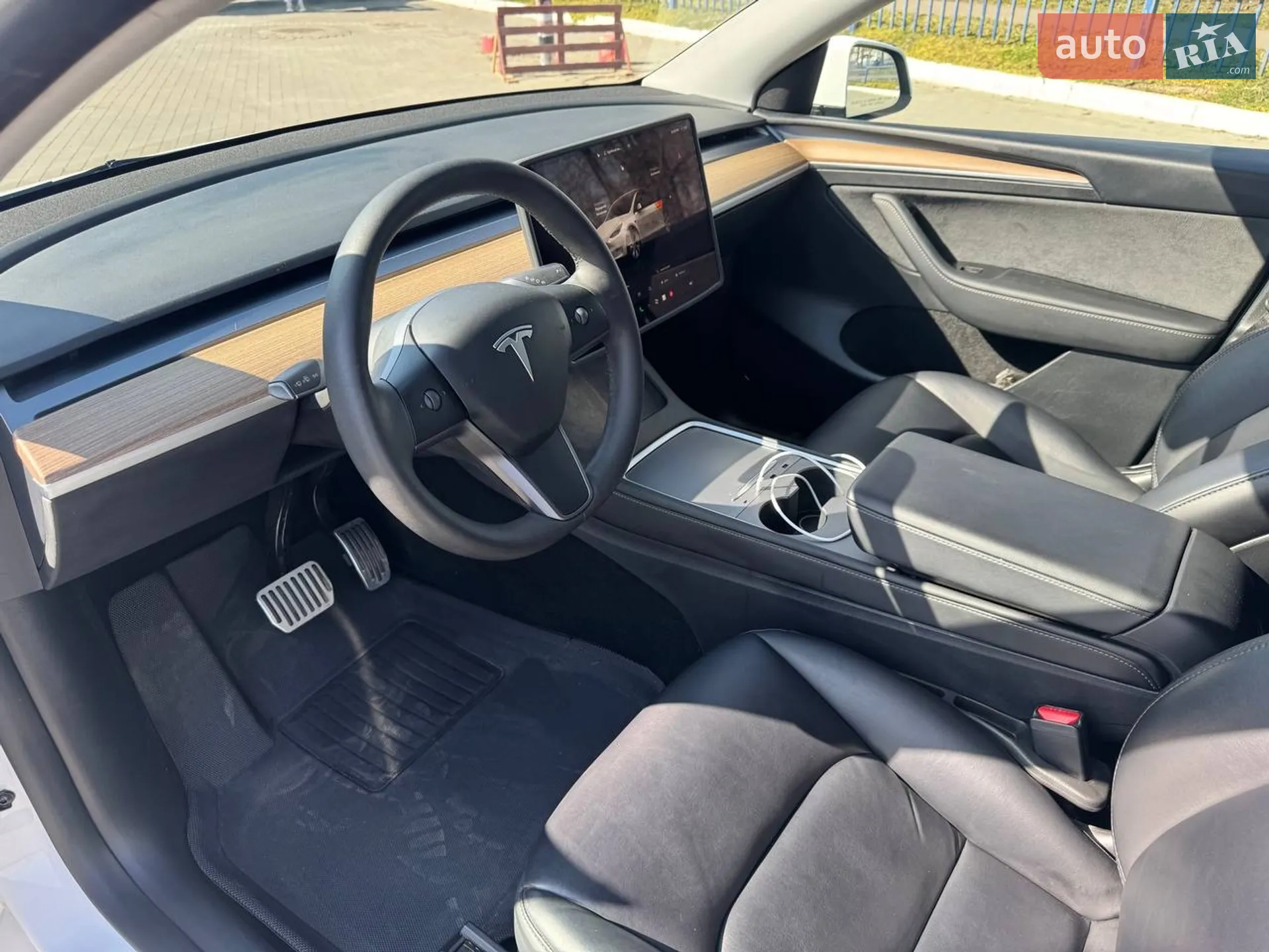 2023 Tesla Model Y - мініатюра 16