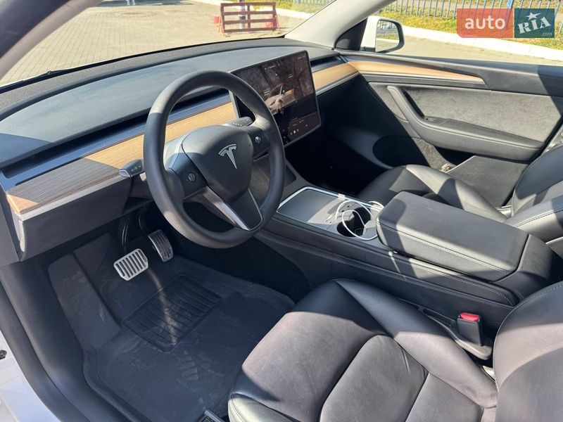 Внедорожник / Кроссовер Tesla Model Y 2023 в Одессе