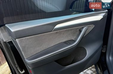 Внедорожник / Кроссовер Tesla Model Y 2024 в Дрогобыче