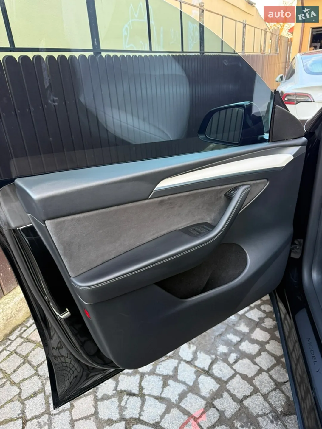 2024 Tesla Model Y - мініатюра 14