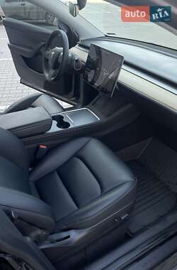 Внедорожник / Кроссовер Tesla Model Y 2021 в Хмельницком