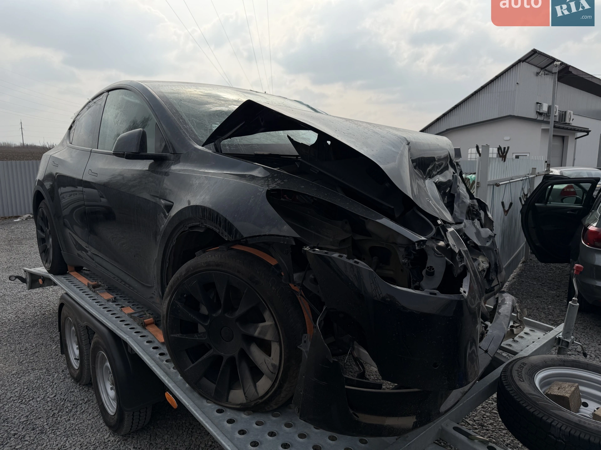2022 Tesla Model Y - мініатюра 3