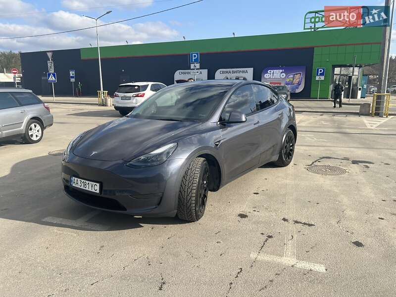 Внедорожник / Кроссовер Tesla Model Y 2023 в Киеве фото 3 Внедорожник / Кроссовер Tesla Model Y 2023 в Киеве