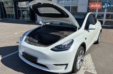 Внедорожник / Кроссовер Tesla Model Y 2023 в Киеве