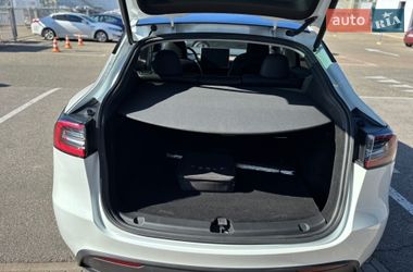 Внедорожник / Кроссовер Tesla Model Y 2023 в Киеве