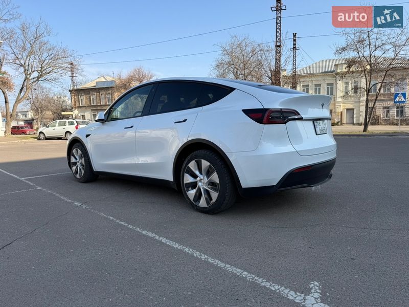 Внедорожник / Кроссовер Tesla Model Y 2023 в Николаеве