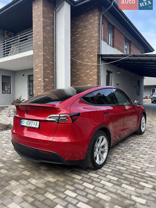Внедорожник / Кроссовер Tesla Model Y 2021 в Полтаве