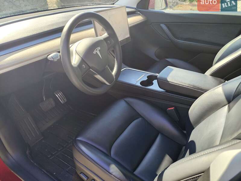 Внедорожник / Кроссовер Tesla Model Y 2021 в Полтаве