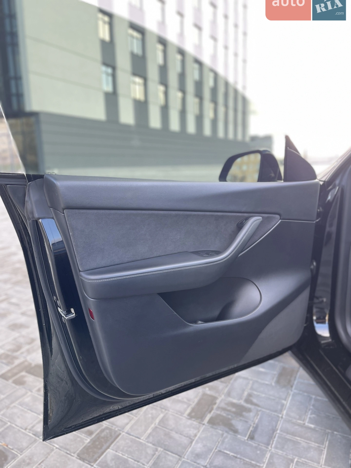 2022 Tesla Model Y - мініатюра 11