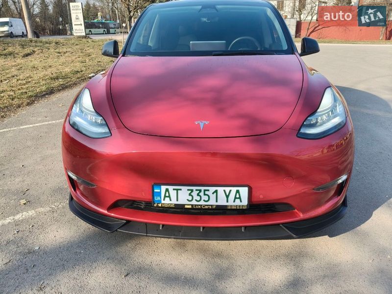 Внедорожник / Кроссовер Tesla Model Y 2021 в Ивано-Франковске