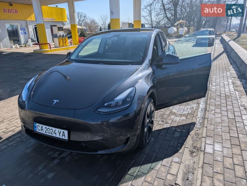 Позашляховик / Кросовер Tesla Model Y 2024 в Смілі