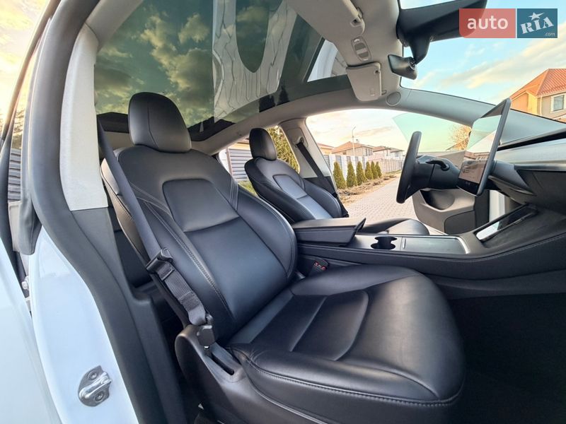 Внедорожник / Кроссовер Tesla Model Y 2022 в Одессе