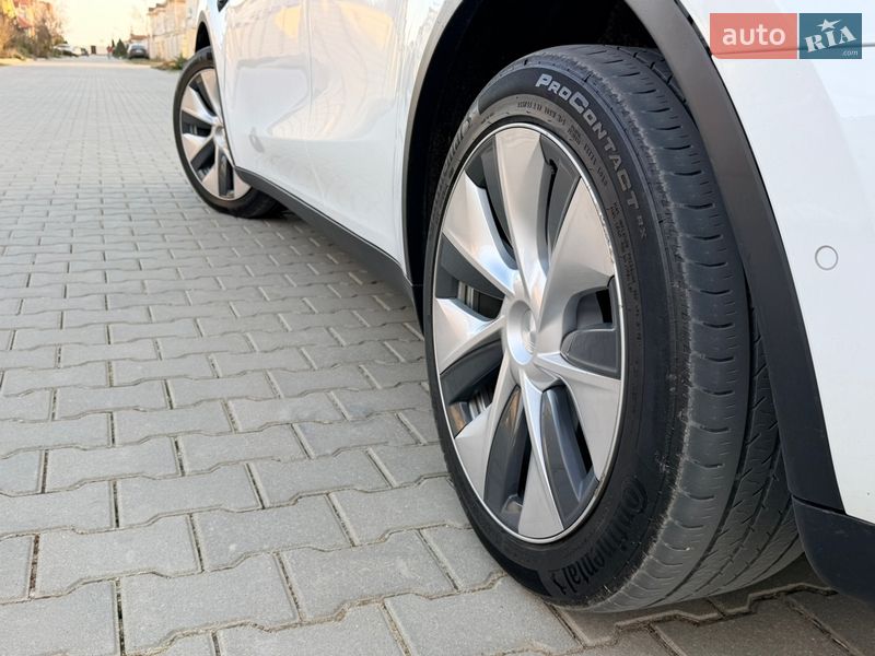 Внедорожник / Кроссовер Tesla Model Y 2022 в Одессе