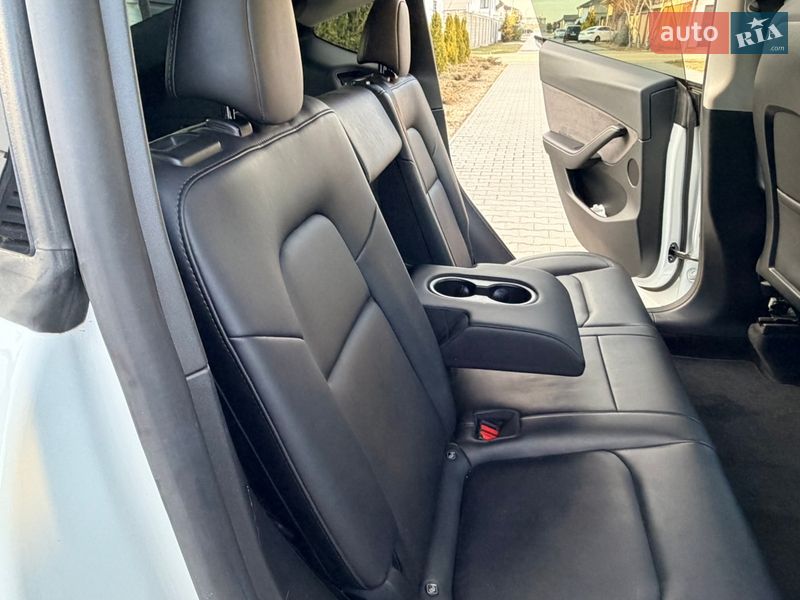 Внедорожник / Кроссовер Tesla Model Y 2022 в Одессе