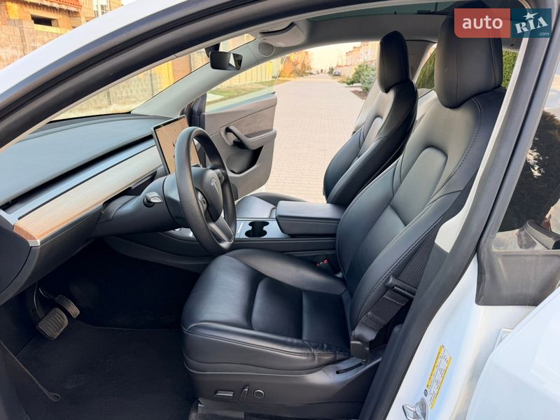 Внедорожник / Кроссовер Tesla Model Y 2022 в Одессе