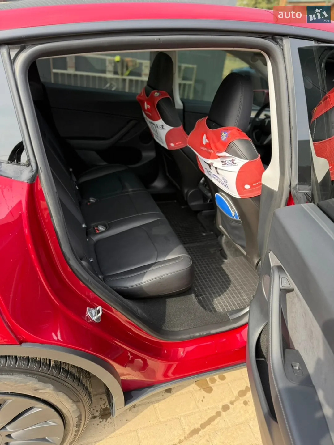2024 Tesla Model Y - мініатюра 10