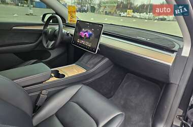 Внедорожник / Кроссовер Tesla Model Y 2024 в Днепре