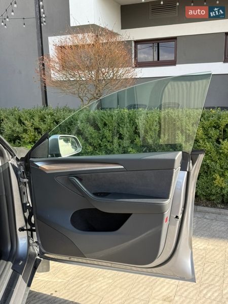 Позашляховик / Кросовер Tesla Model Y 2023 в Стрию фото 40 Позашляховик / Кросовер Tesla Model Y 2023 в Стрию