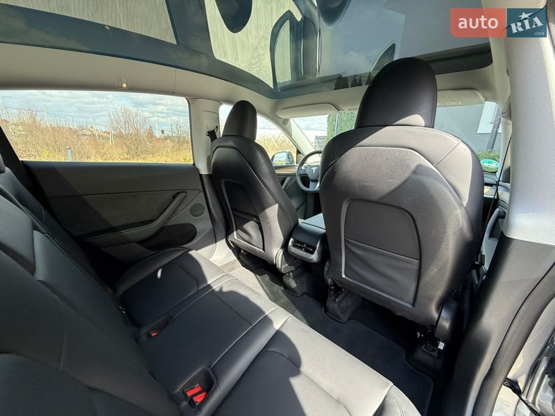 Позашляховик / Кросовер Tesla Model Y 2023 в Стрию фото 44 Позашляховик / Кросовер Tesla Model Y 2023 в Стрию