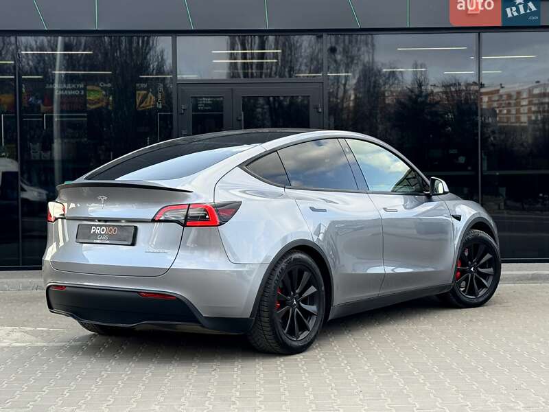 Внедорожник / Кроссовер Tesla Model Y 2023 в Киеве