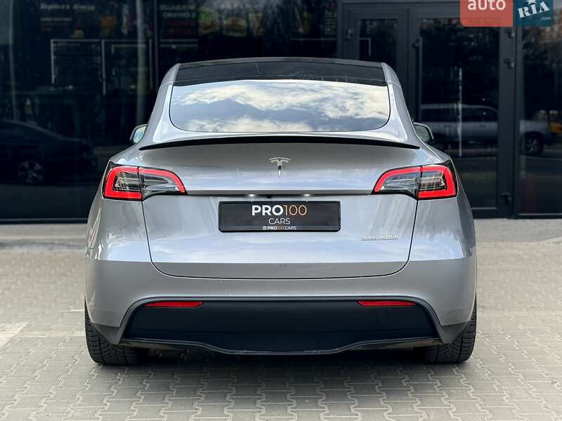 Внедорожник / Кроссовер Tesla Model Y 2023 в Киеве