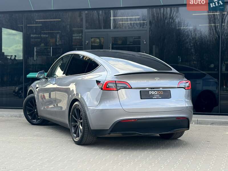Внедорожник / Кроссовер Tesla Model Y 2023 в Киеве