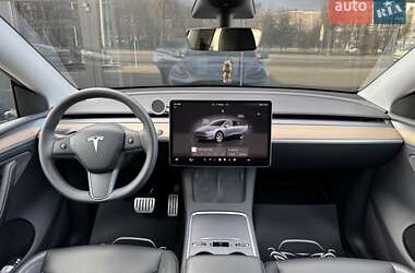 Внедорожник / Кроссовер Tesla Model Y 2023 в Киеве