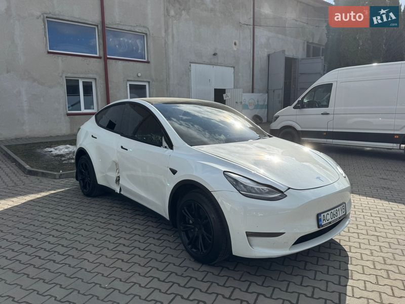 Внедорожник / Кроссовер Tesla Model Y 2022 в Луцке